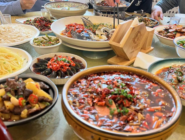 新澳2025最新资料大全餐饮版，探索美食之旅与数字的秘密
新澳2025最新餐饮资料大全—品味未来的美食之旅