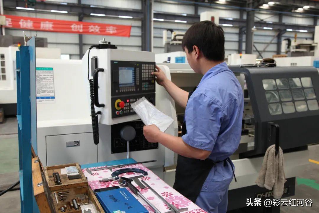 2025全年免费资料大全与定量解答解释落实策略探讨