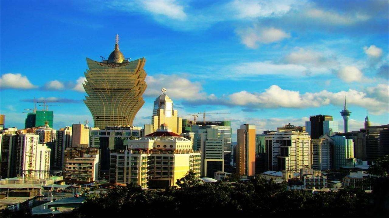 探索未来的繁荣之路，澳门与香港资本车的全面释义、解释与落实