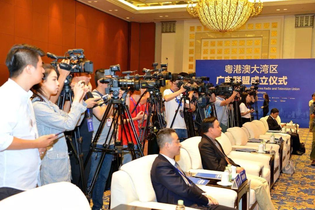 探索未来，澳门免费教育的新篇章—全面释义与落实策略