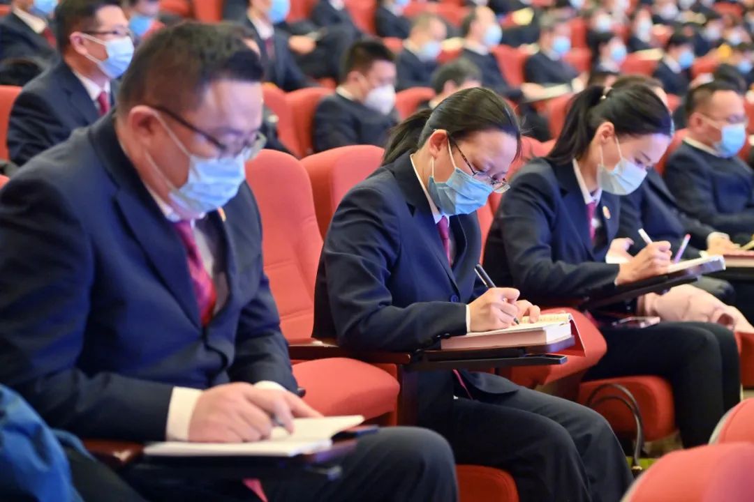 探索未来，澳门与香港管家婆的精准服务与全面实现之路（关键词，2025澳门与香港管家婆100%精准）